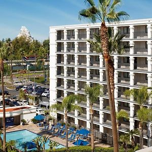 Fairfield By Marriott Anaheim Resort